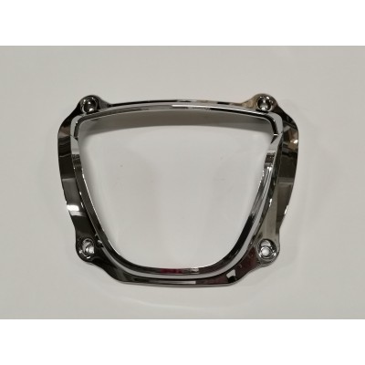 Накладка декоративная фонаря заднего на скутер Vesna 125 Накладка декоративная фонаря заднего на скутер Vesna 125