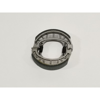 Колодки тормозные задние на скутер Vesna 50 Колодки тормозные задние на скутер Vesna 50